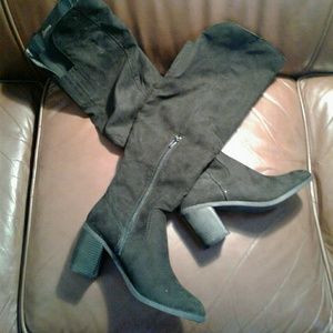 OVER-THIGH Faux-suede Boots-BRAND NEW, NEV…